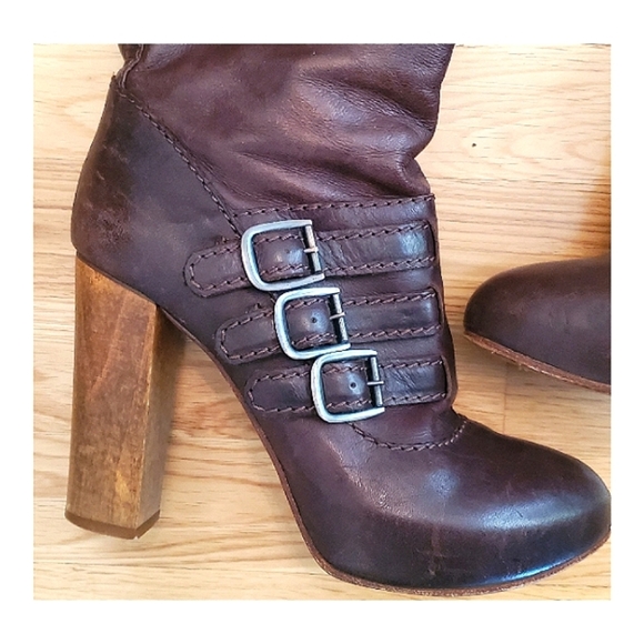 Chloe Three Buckle Wooden Heel Knee-high Leather Boot Size US 7 Brown - Picture 4 of 15